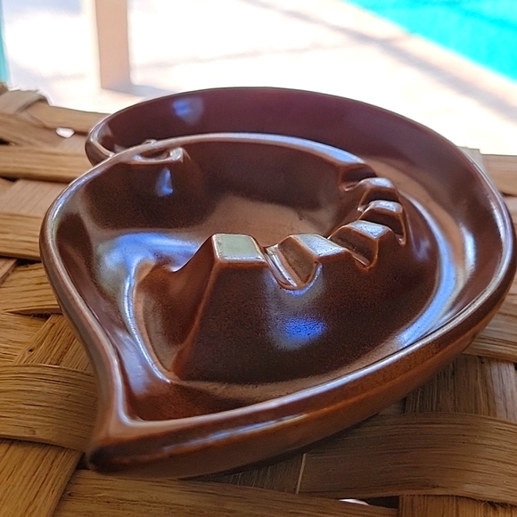 VINTAGE MCCOY ASHTRAY USA, BROWN SPIRAL - Picture 1 of 5